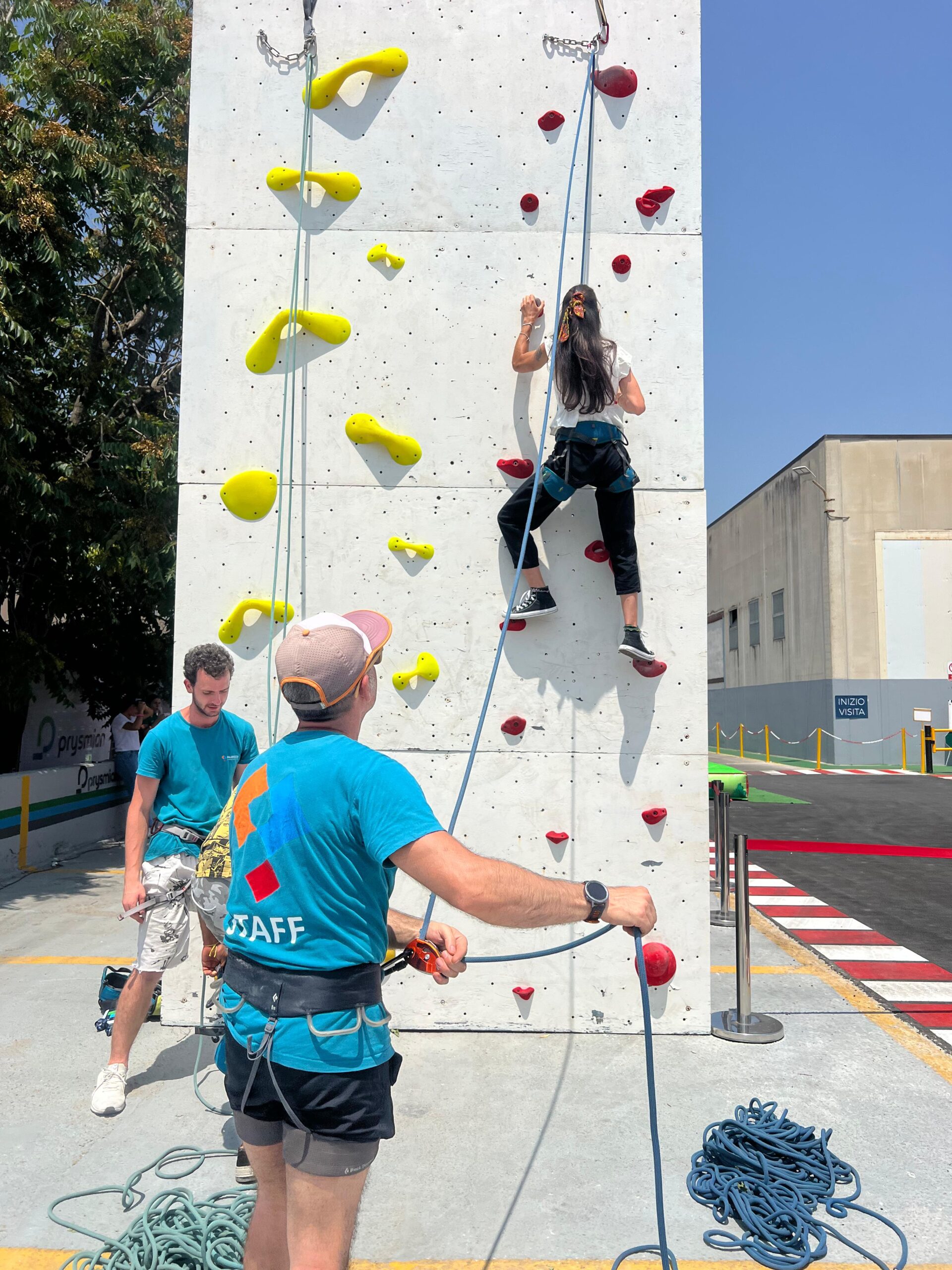 Noleggio di strutture artificiali per arrampicata